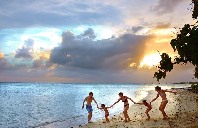 How First Aid Training Can Help On Your Next Beach Trip