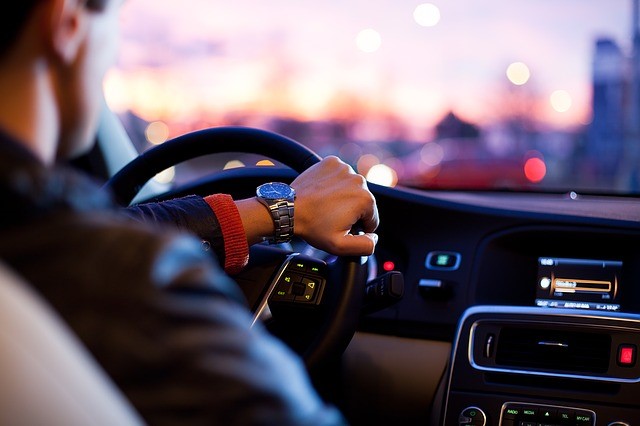 Here's How Traffic Controllers Increase Road Safety