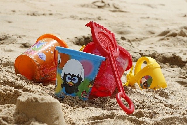 Why You Need Childcare First Aid Training During Summer