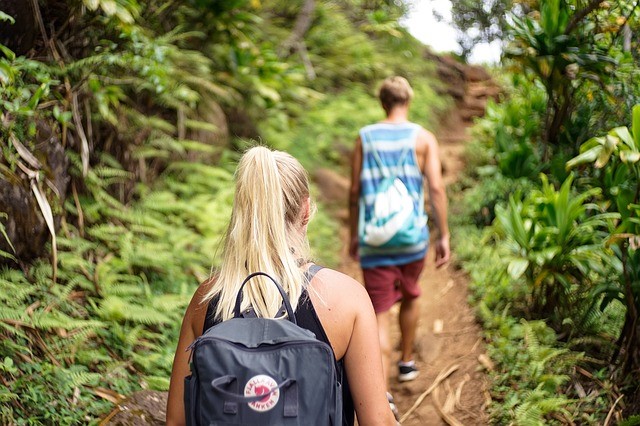 Why You Need To Learn CPR Before Your Hiking Trip